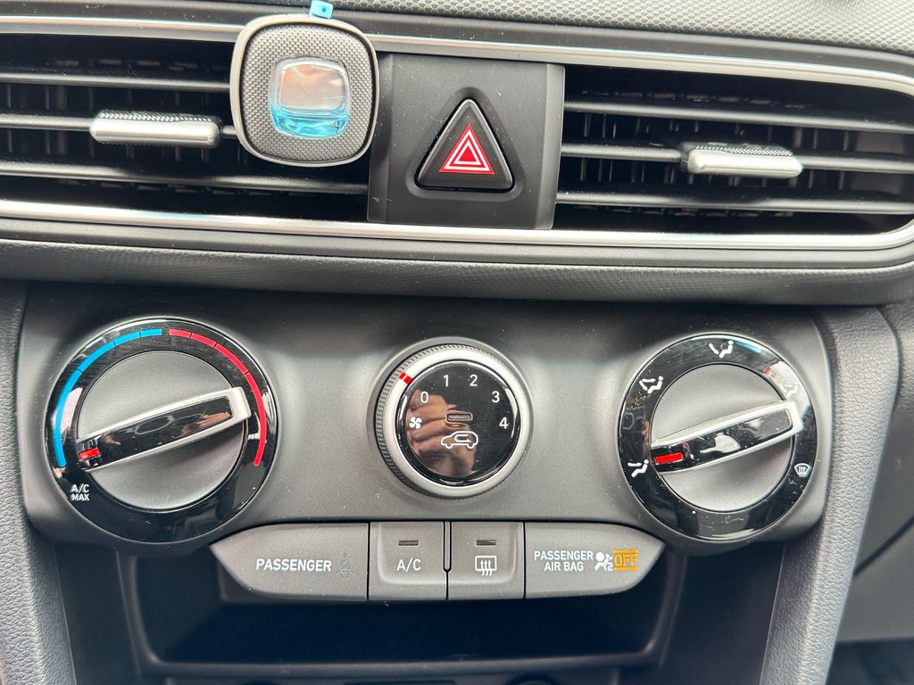 Hyundai Kona ESSENTIEL AWD / VUS A BAS PRIX / AUBAINE / 2019 à Thetford Mines, Québec - 40 - w1024h768px