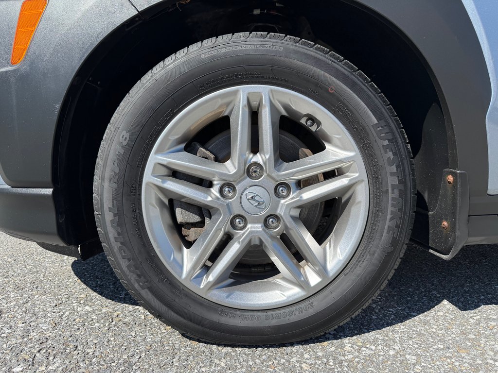 2021 Hyundai Kona ESSENTIAL AWD / BAS KILOS / AUBAINE !! / in Thetford Mines, Quebec - 11 - w1024h768px