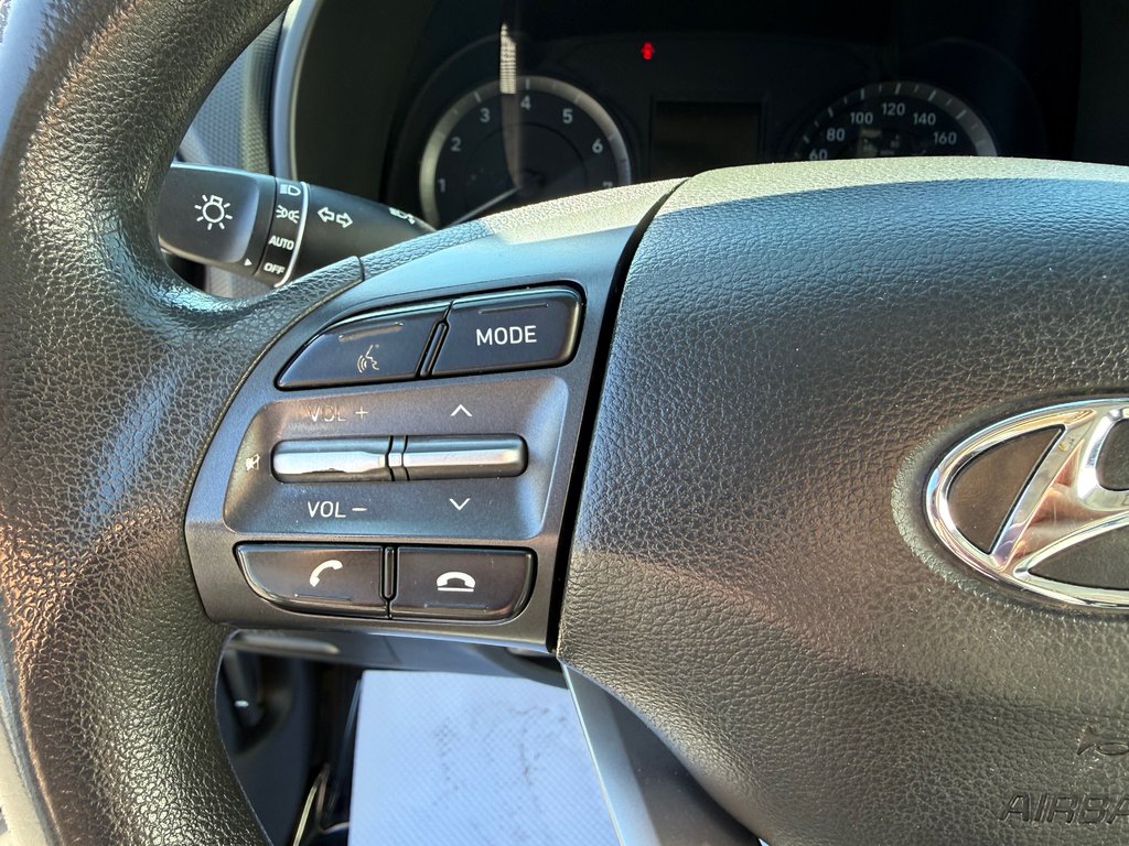 2021 Hyundai Kona ESSENTIAL AWD / BAS KILOS / AUBAINE !! / in Thetford Mines, Quebec - 22 - w1024h768px