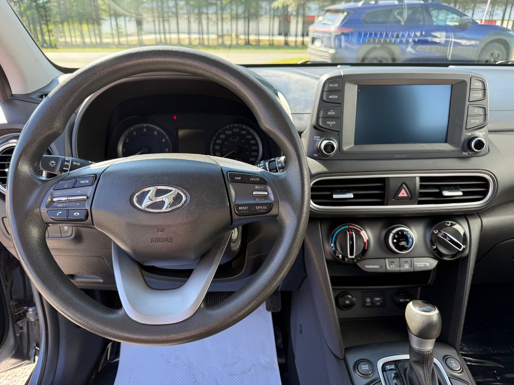 2021 Hyundai Kona ESSENTIAL AWD / BAS KILOS / AUBAINE !! / in Thetford Mines, Quebec - 21 - w1024h768px