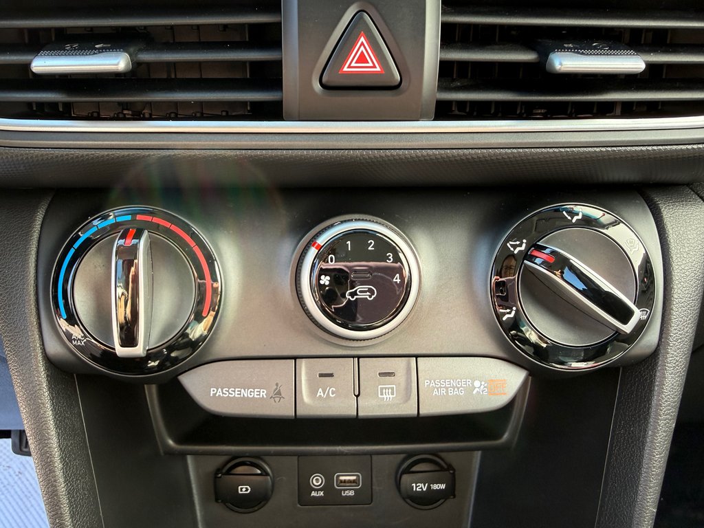 2021 Hyundai Kona ESSENTIAL AWD / BAS KILOS / AUBAINE !! / in Thetford Mines, Quebec - 27 - w1024h768px