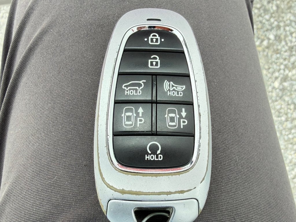 Hyundai Tucson Hybrid ULTIMATE AWD / BAS KILOS / JAMAIS ACCIDENTÉ / 2022 à Thetford Mines, Québec - 58 - w1024h768px