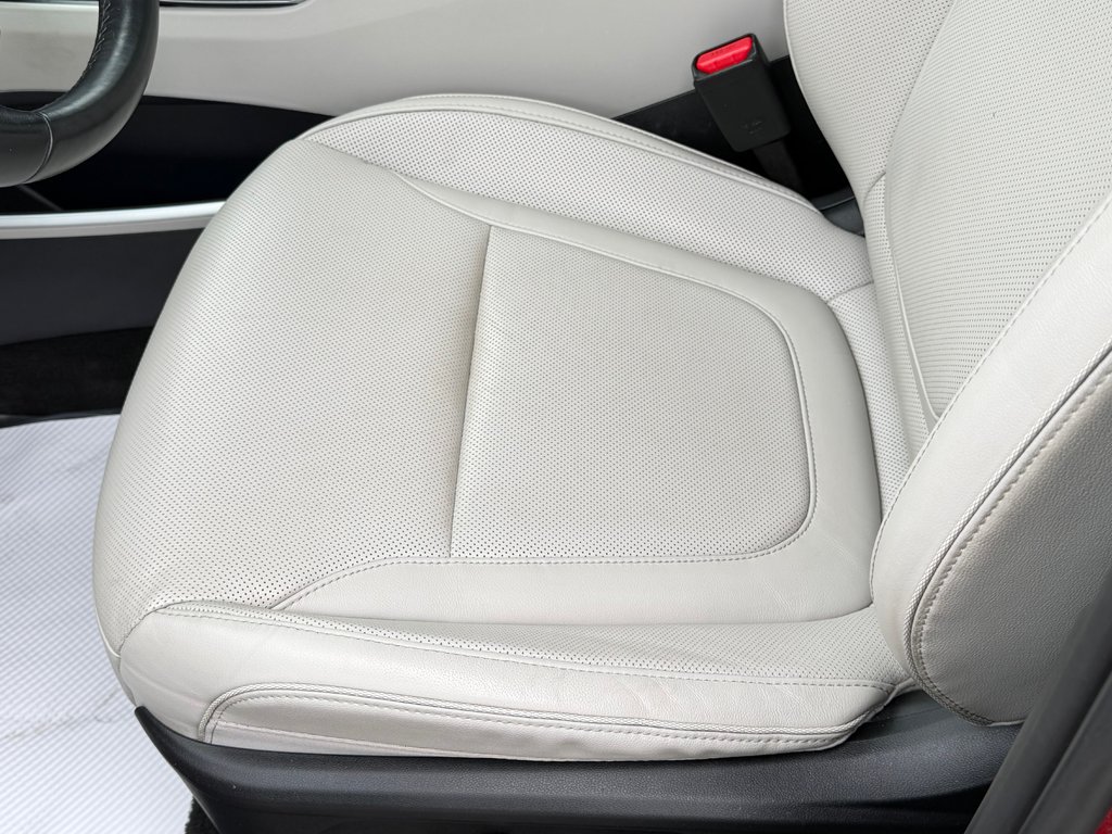 Hyundai Tucson Hybrid ULTIMATE AWD / BAS KILOS / JAMAIS ACCIDENTÉ / 2022 à Thetford Mines, Québec - 34 - w1024h768px