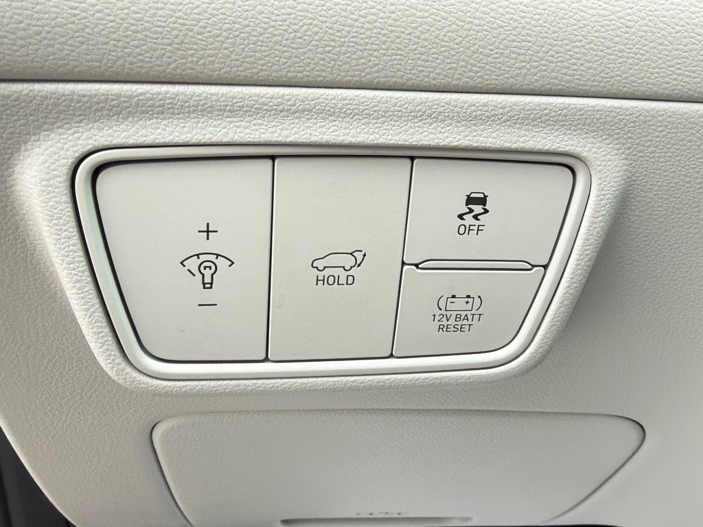 Hyundai Tucson Hybrid ULTIMATE AWD / BAS KILOS / JAMAIS ACCIDENTÉ / 2022 à Thetford Mines, Québec - 36 - w1024h768px