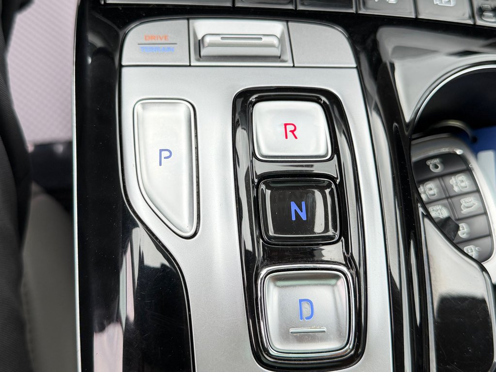 Hyundai Tucson Hybrid ULTIMATE AWD / BAS KILOS / JAMAIS ACCIDENTÉ / 2022 à Thetford Mines, Québec - 50 - w1024h768px