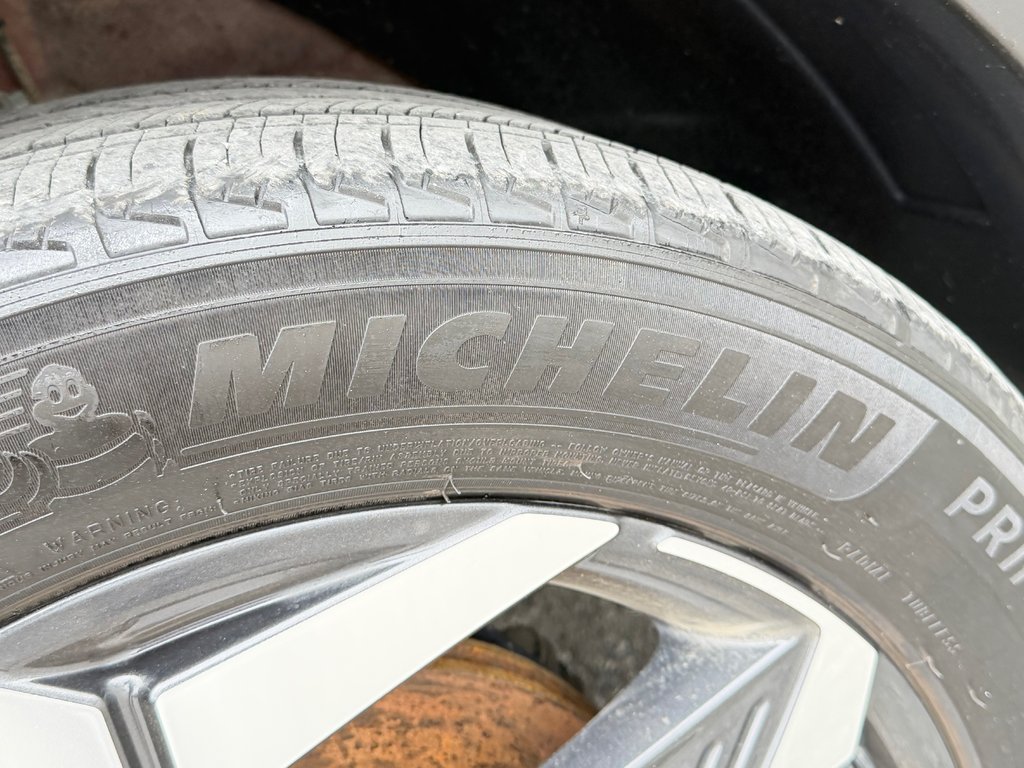 Hyundai Tucson Hybrid ULTIMATE AWD / BAS KILOS / JAMAIS ACCIDENTÉ / 2022 à Thetford Mines, Québec - 16 - w1024h768px