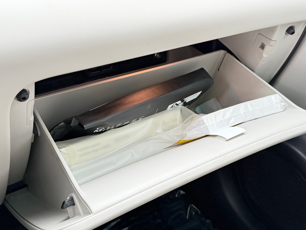 Hyundai Tucson Hybrid ULTIMATE AWD / BAS KILOS / JAMAIS ACCIDENTÉ / 2022 à Thetford Mines, Québec - 55 - w1024h768px