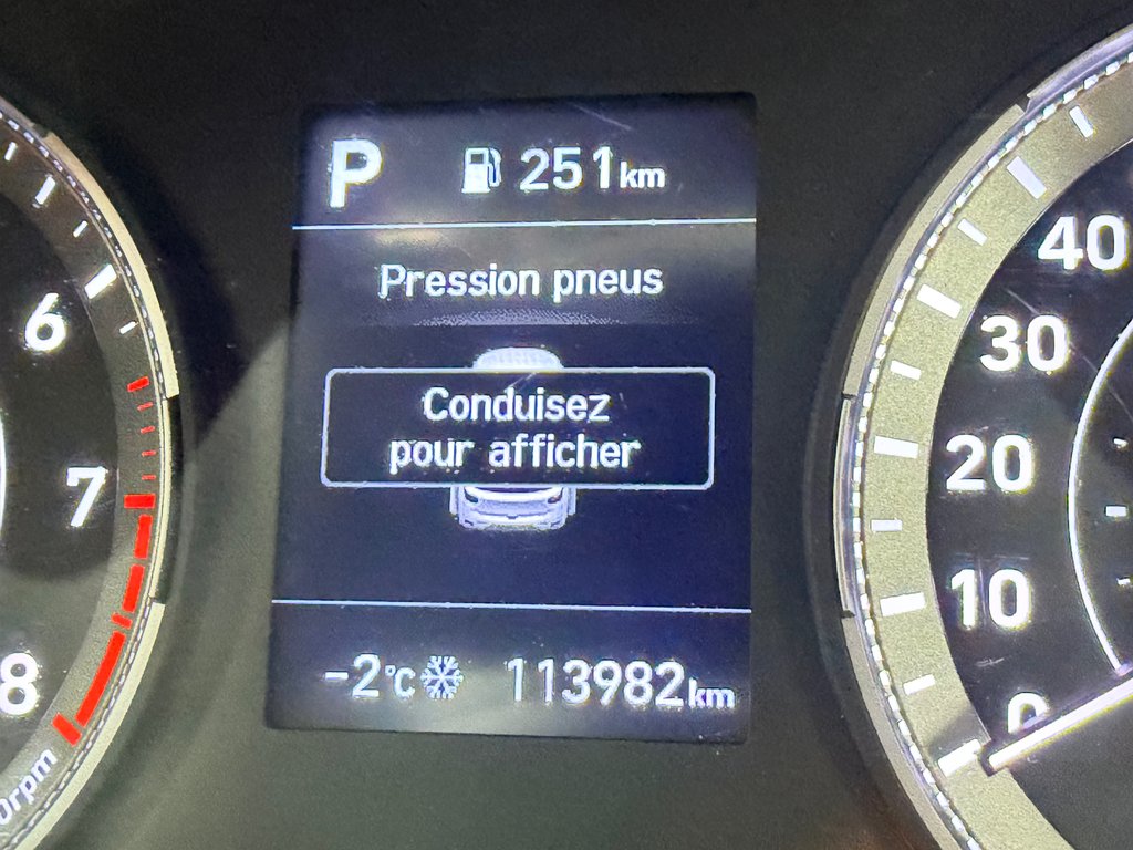 2021 Hyundai Venue Essential / AUTOM / BEAU - BON - PAS CHER / in Thetford Mines, Quebec - 31 - w1024h768px