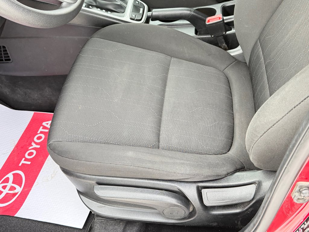 2021 Hyundai Venue Essential / AUTOM / BEAU - BON - PAS CHER / in Thetford Mines, Quebec - 23 - w1024h768px