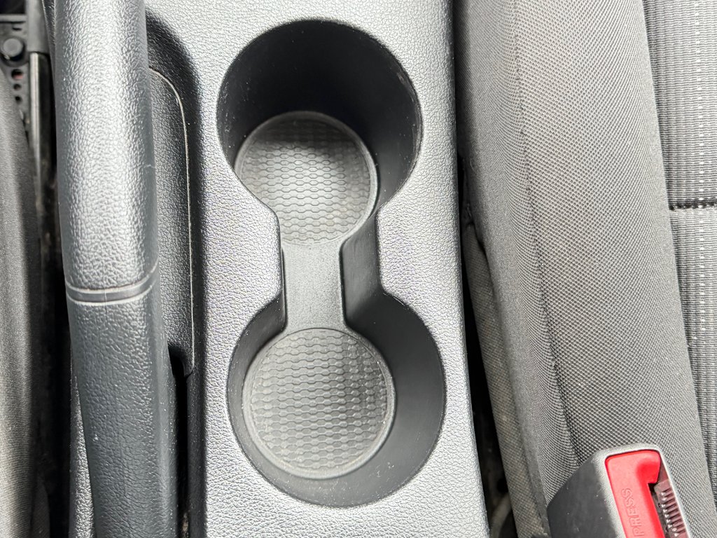 2021 Hyundai Venue Essential / AUTOM / BEAU - BON - PAS CHER / in Thetford Mines, Quebec - 39 - w1024h768px