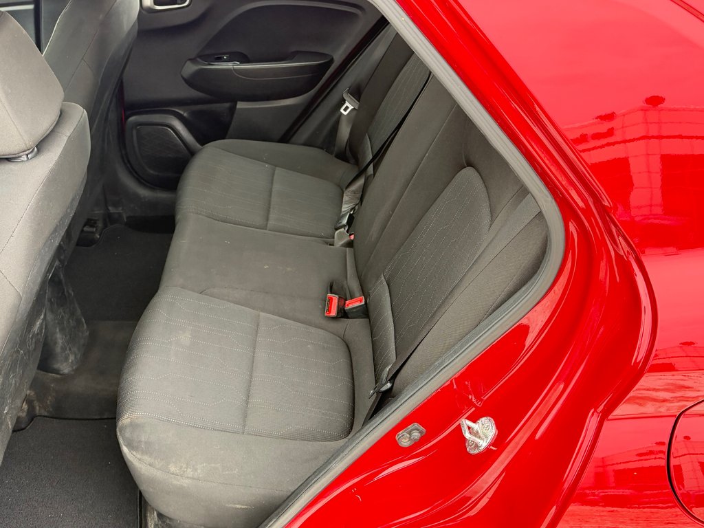 2021 Hyundai Venue Essential / AUTOM / BEAU - BON - PAS CHER / in Thetford Mines, Quebec - 44 - w1024h768px