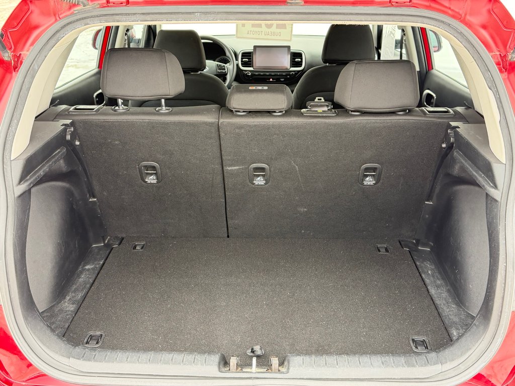 2021 Hyundai Venue Essential / AUTOM / BEAU - BON - PAS CHER / in Thetford Mines, Quebec - 46 - w1024h768px