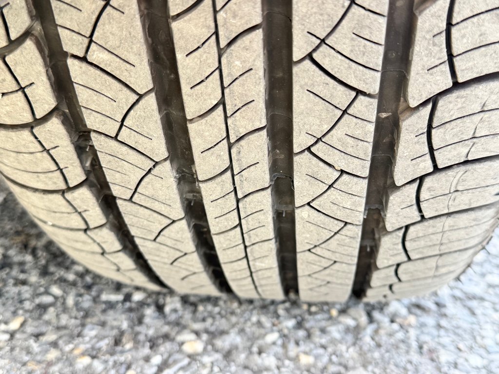 Jaguar F-PACE S PACE / TRÈS PROPRE / INSPECTÉ / TRÈS RARE / 2018 à Thetford Mines, Québec - 19 - w1024h768px