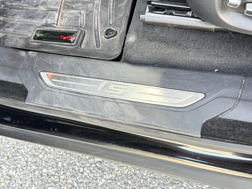 Jaguar F-PACE S PACE / TRÈS PROPRE / INSPECTÉ / TRÈS RARE / 2018 à Thetford Mines, Québec - 36 - w1024h768px