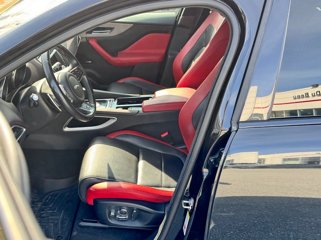 Jaguar F-PACE S PACE / TRÈS PROPRE / INSPECTÉ / TRÈS RARE / 2018 à Thetford Mines, Québec - 34 - w1024h768px