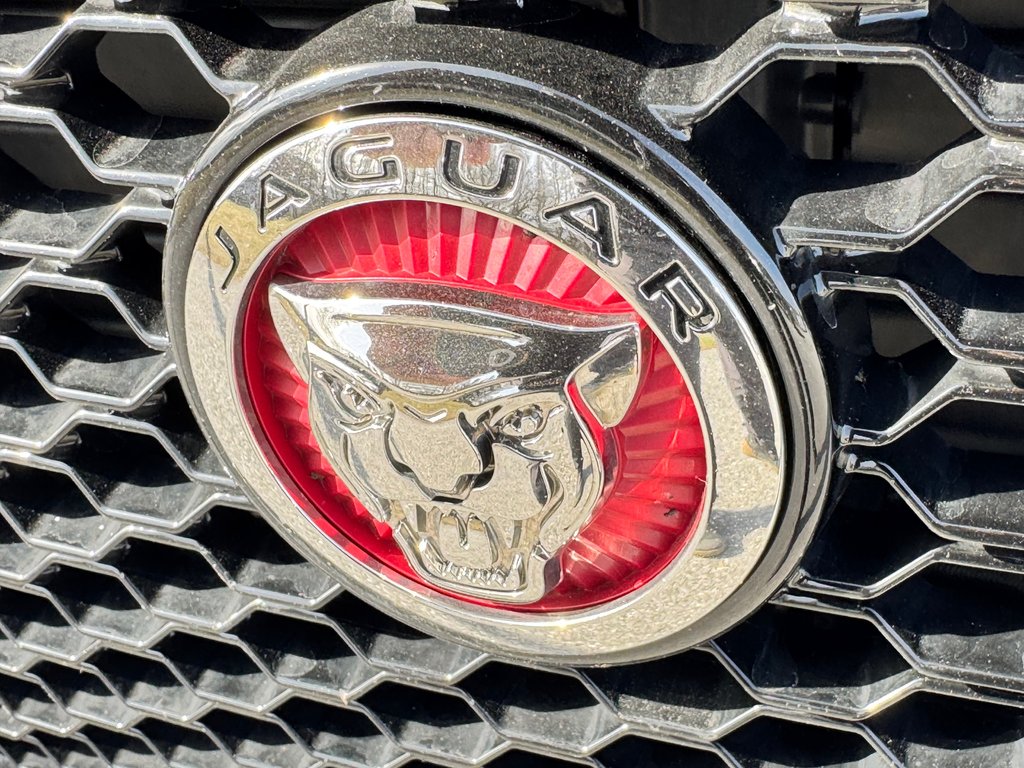 Jaguar F-PACE S PACE / TRÈS PROPRE / INSPECTÉ / TRÈS RARE / 2018 à Thetford Mines, Québec - 11 - w1024h768px