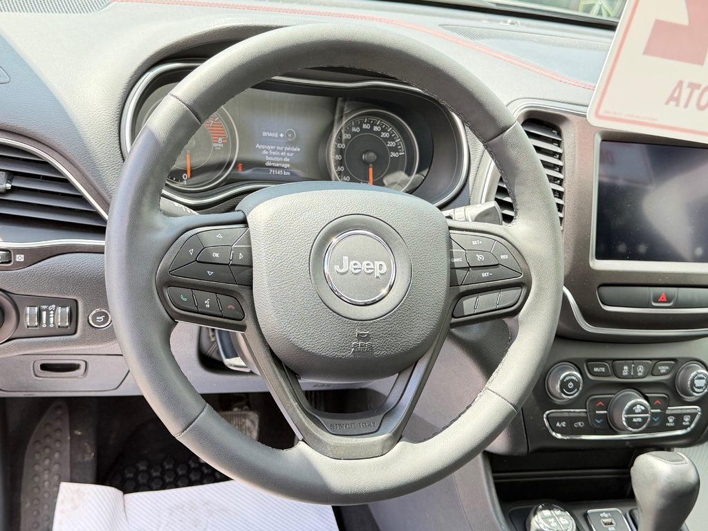 Jeep Cherokee TRAILHAWK ÉLITE / TOIT PANO / SIÈGE VENTILÉS ET + 2022 à Thetford Mines, Québec - 40 - w1024h768px