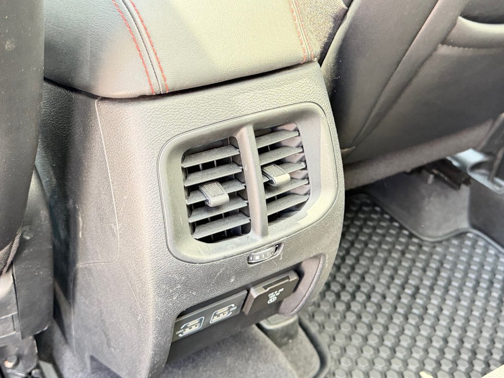 Jeep Cherokee TRAILHAWK ÉLITE / TOIT PANO / SIÈGE VENTILÉS ET + 2022 à Thetford Mines, Québec - 65 - w1024h768px