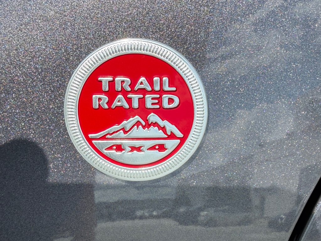 Jeep Cherokee TRAILHAWK ÉLITE / TOIT PANO / SIÈGE VENTILÉS ET + 2022 à Thetford Mines, Québec - 18 - w1024h768px