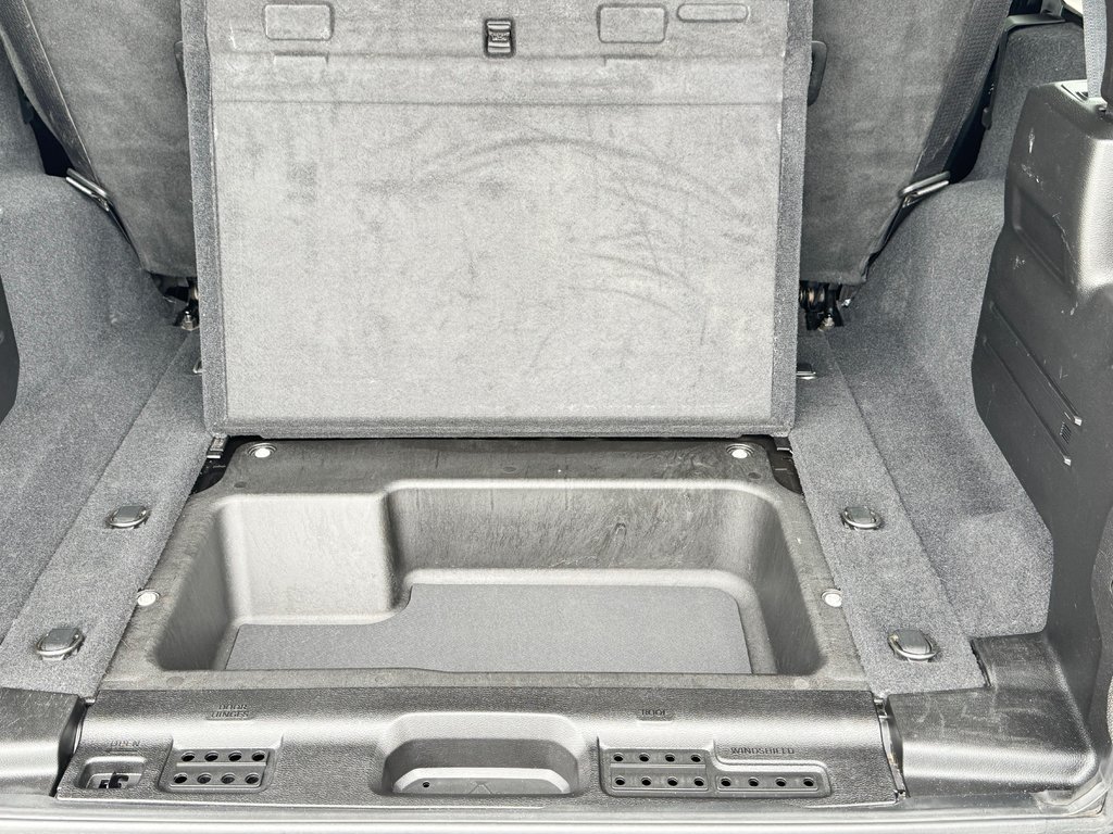 Jeep Wrangler Unlimited SAHARA / 2 TOIT / PRIX IMBATTABLE / 2019 à Thetford Mines, Québec - 59 - w1024h768px