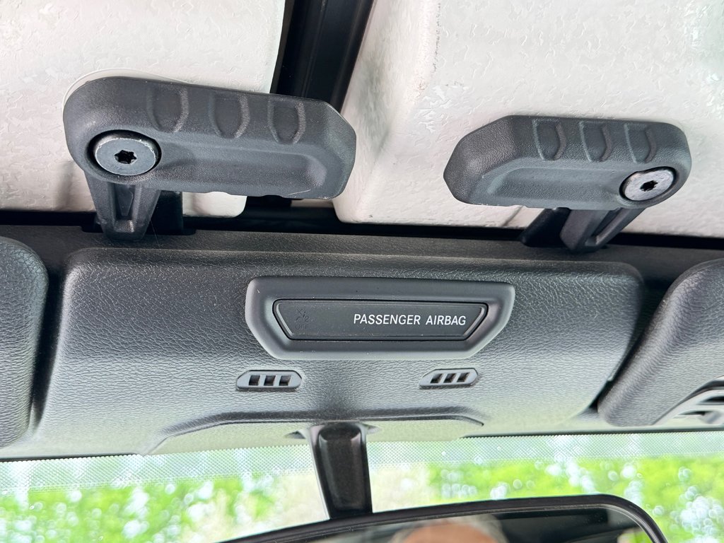 Jeep Wrangler Unlimited SAHARA / 2 TOIT / PRIX IMBATTABLE / 2019 à Thetford Mines, Québec - 51 - w1024h768px