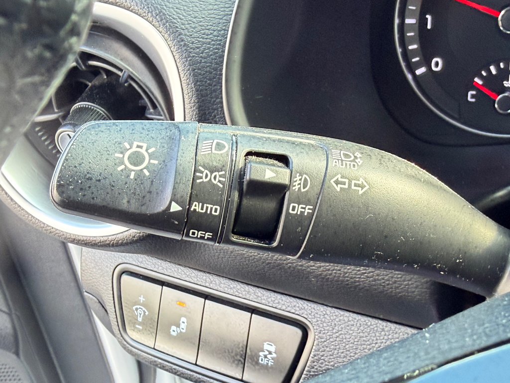 Kia Forte GT-LINE / 67.000KM / MEILLEUR PRIX GARANTIS / 2023 à Thetford Mines, Québec - 35 - w1024h768px