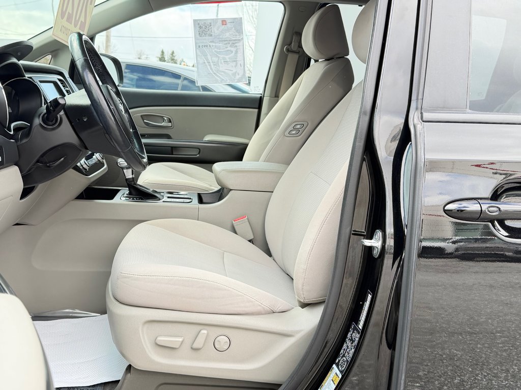 2020 Kia Sedona LX+ / TRÈS BAS KILOS / V6 / 8 PASSAGERS WOW ! / in Thetford Mines, Quebec - 28 - w1024h768px