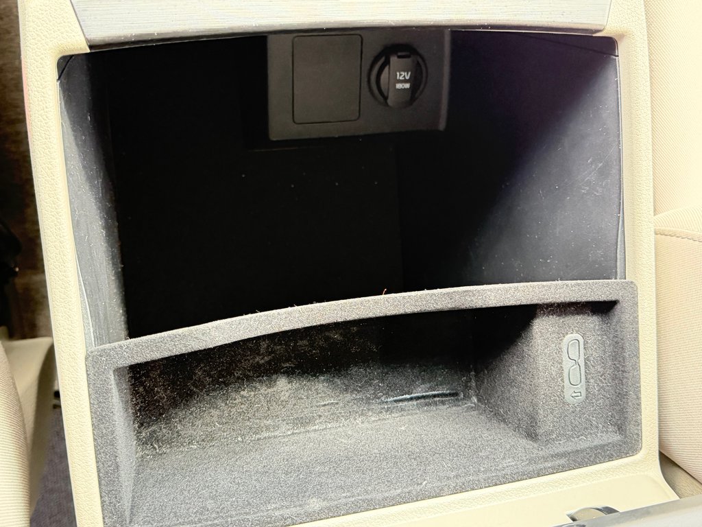 2020 Kia Sedona LX+ / TRÈS BAS KILOS / V6 / 8 PASSAGERS WOW ! / in Thetford Mines, Quebec - 48 - w1024h768px