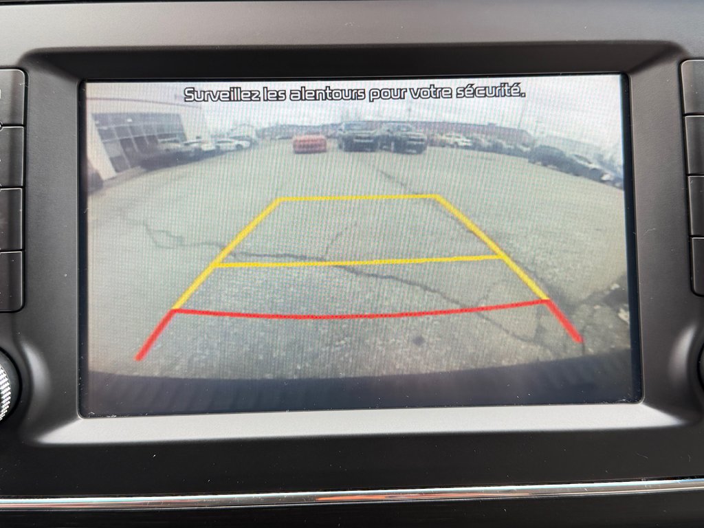 2020 Kia Sedona LX+ / TRÈS BAS KILOS / V6 / 8 PASSAGERS WOW ! / in Thetford Mines, Quebec - 40 - w1024h768px