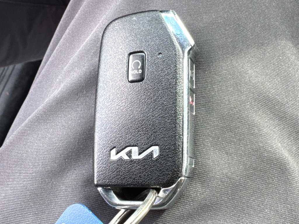 Kia Sorento X-LINE AWD / GAR. FULL 28-11-28=140KM / SUPERBE VUS / 2022 à Thetford Mines, Québec - 55 - w1024h768px