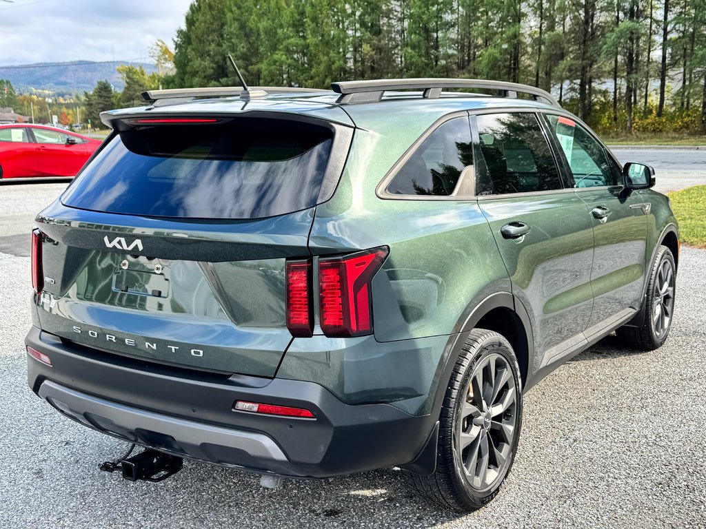 Kia Sorento X-LINE AWD / GAR. FULL 28-11-28=140KM / SUPERBE VUS / 2022 à Thetford Mines, Québec - 4 - w1024h768px