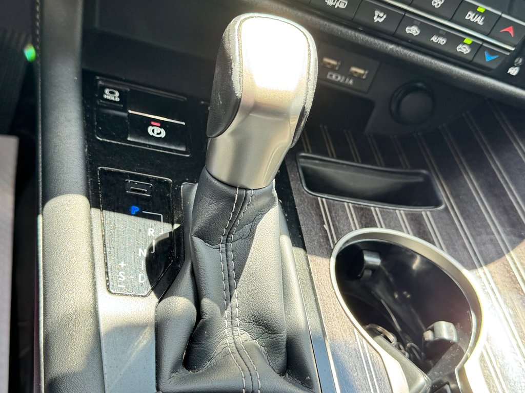 Lexus RX 450h / HYBRIDE / INSPECTÉ / IMPECCABLE / 2020 à Thetford Mines, Québec - 57 - w1024h768px