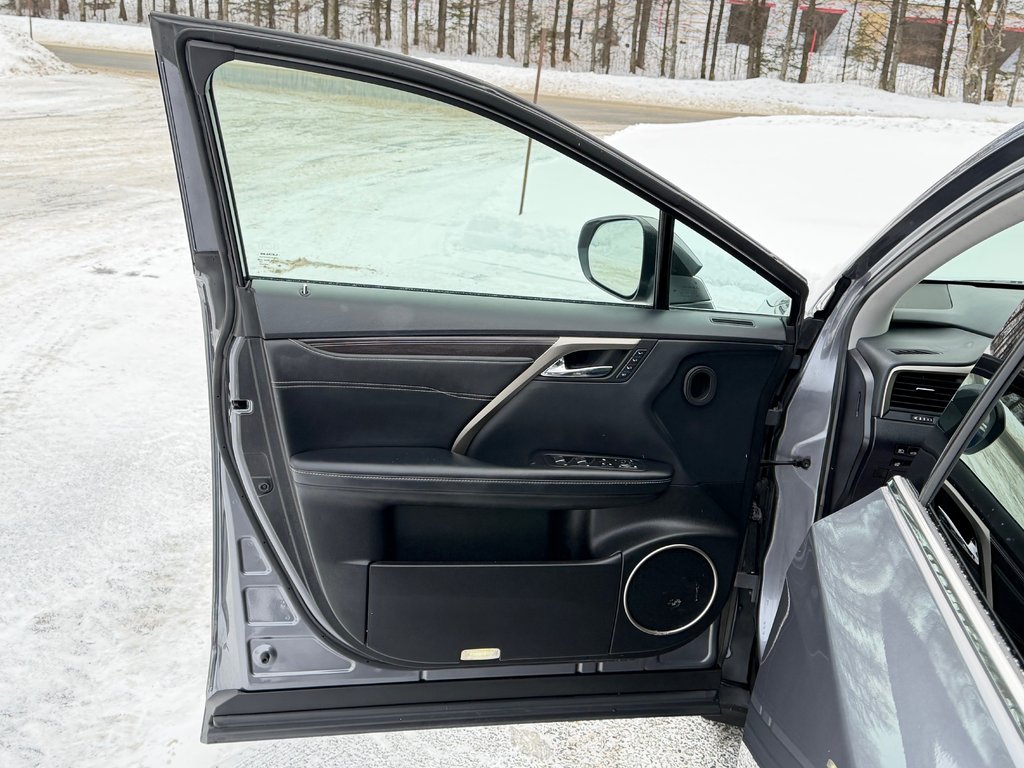 2022 Lexus RX 450h / GAR. FULL 16-03-26=100KM LEXUS / PRIX in Thetford Mines, Quebec - 35 - w1024h768px