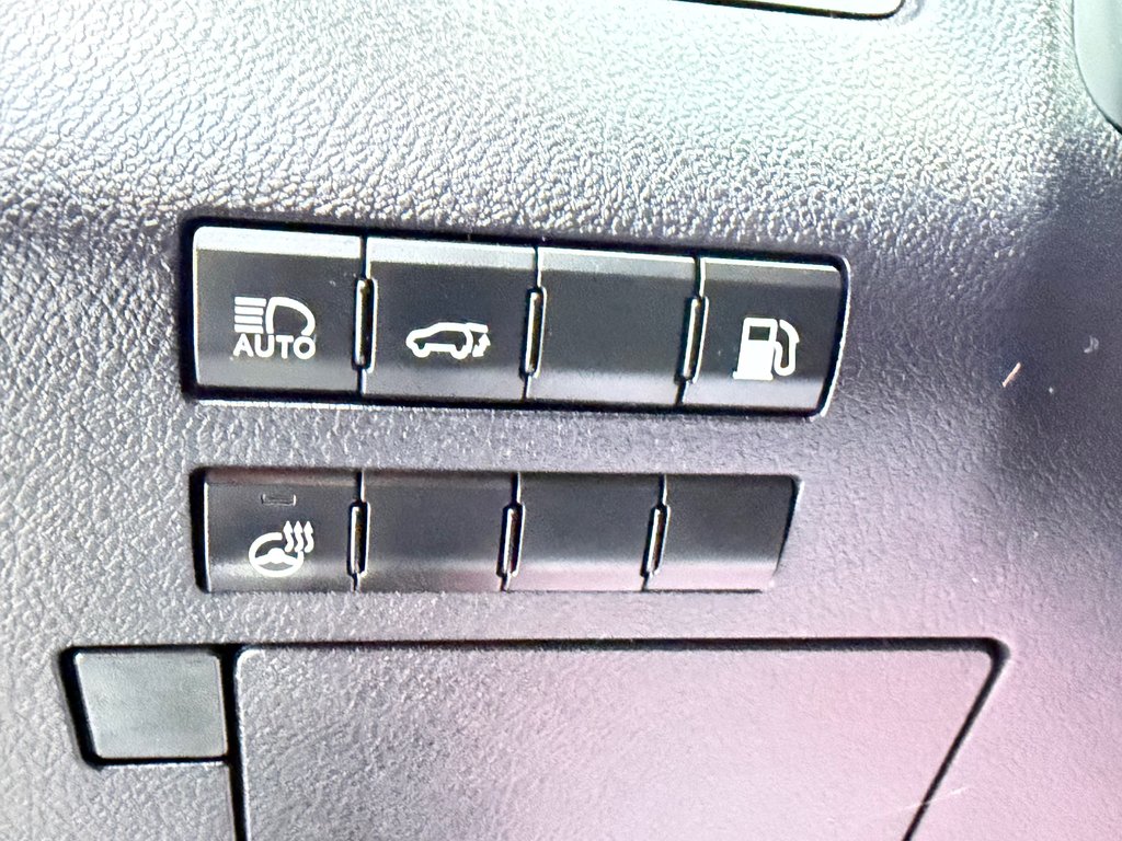 2022 Lexus RX 450h / GAR. FULL 16-03-26=100KM LEXUS / PRIX in Thetford Mines, Quebec - 43 - w1024h768px