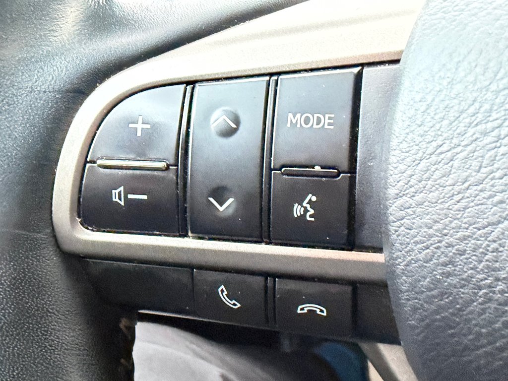 2022 Lexus RX 450h / GAR. FULL 16-03-26=100KM LEXUS / PRIX in Thetford Mines, Quebec - 48 - w1024h768px