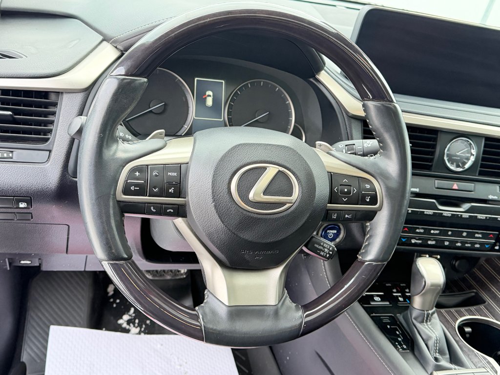 2022 Lexus RX 450h / GAR. FULL 16-03-26=100KM LEXUS / PRIX in Thetford Mines, Quebec - 46 - w1024h768px