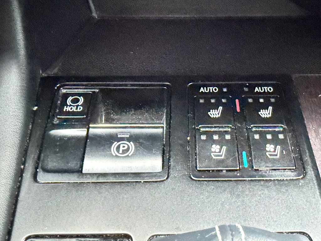 2022 Lexus RX 450h / GAR. FULL 16-03-26=100KM LEXUS / PRIX in Thetford Mines, Quebec - 59 - w1024h768px