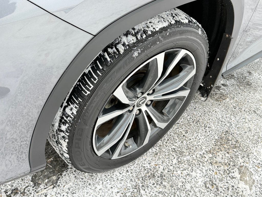 2022 Lexus RX 450h / GAR. FULL 16-03-26=100KM LEXUS / PRIX in Thetford Mines, Quebec - 15 - w1024h768px
