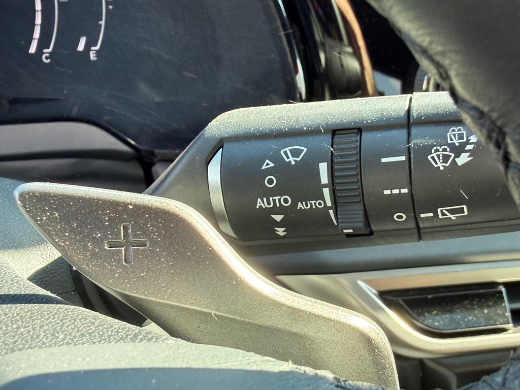 2024 Lexus RX 350 / PREMIUM / COMME NEUF / AWD / GARANTIE LEXUS 30-05-30=110km / in Thetford Mines, Quebec - 46 - w1024h768px