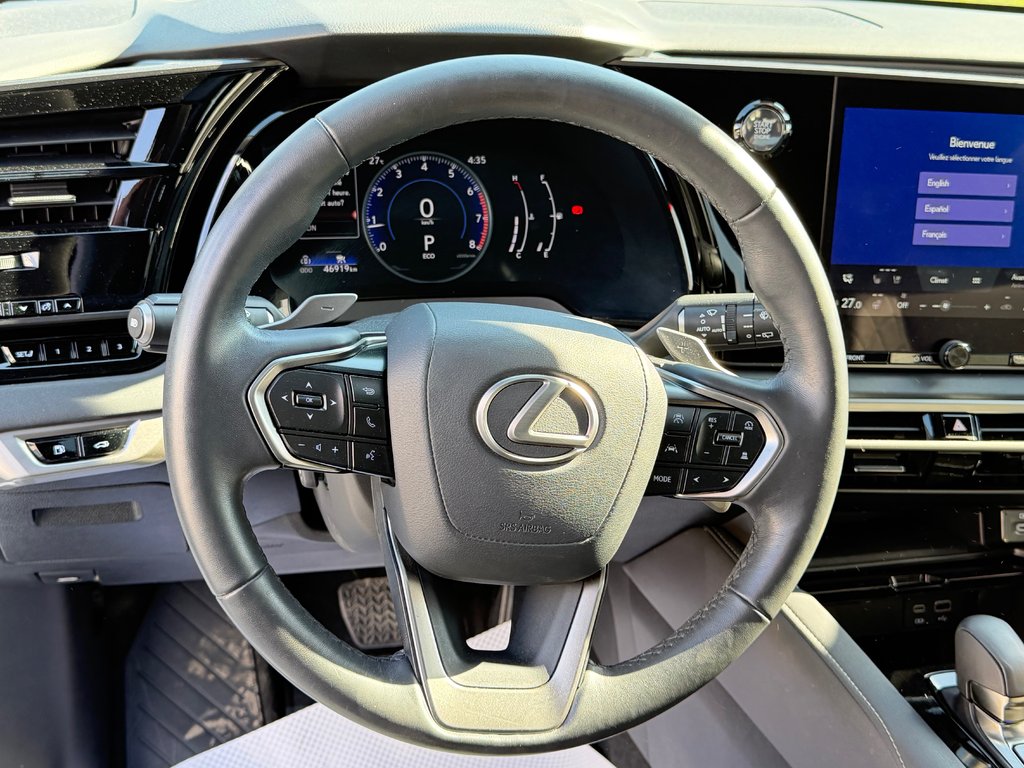 2024 Lexus RX 350 / PREMIUM / COMME NEUF / AWD / GARANTIE LEXUS 30-05-30=110km / in Thetford Mines, Quebec - 41 - w1024h768px