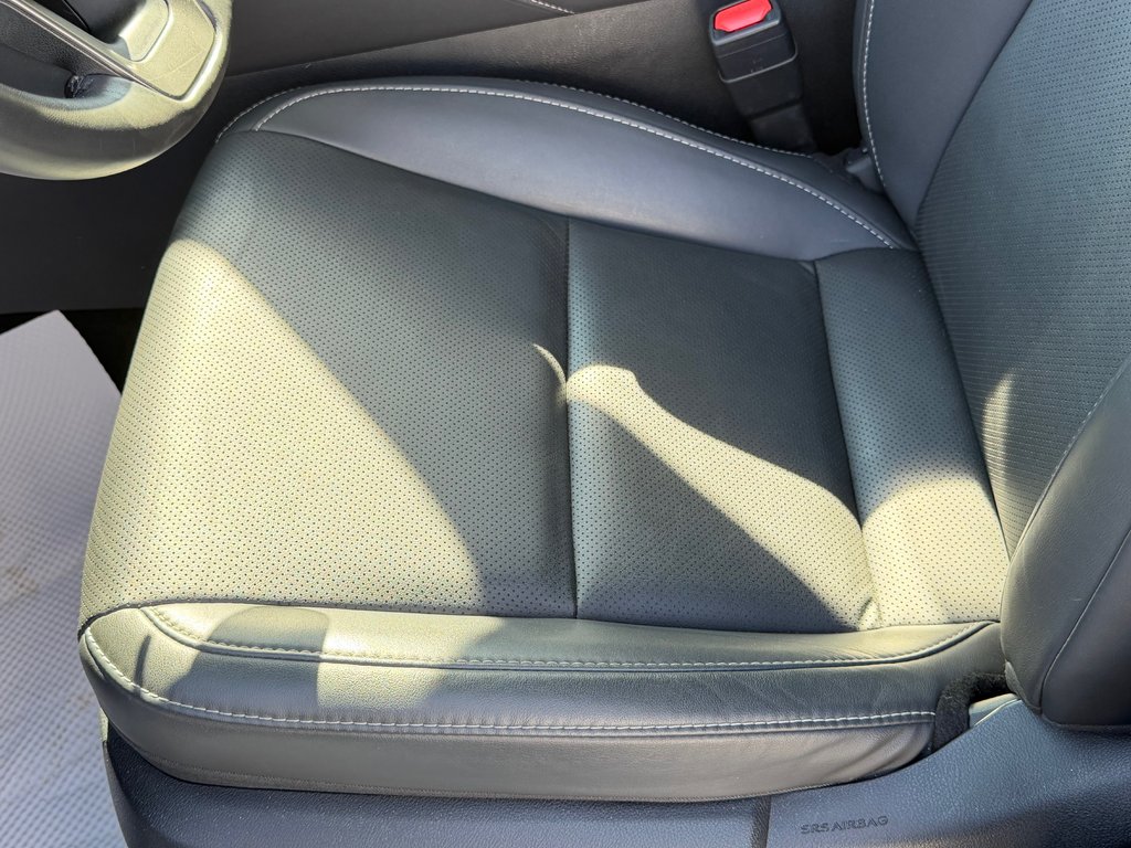 2024 Lexus RX 350 / PREMIUM / COMME NEUF / AWD / GARANTIE LEXUS 30-05-30=110km / in Thetford Mines, Quebec - 37 - w1024h768px