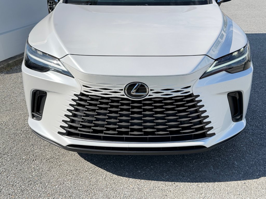 2024 Lexus RX 350 / PREMIUM / COMME NEUF / AWD / GARANTIE LEXUS 30-05-30=110km / in Thetford Mines, Quebec - 13 - w1024h768px