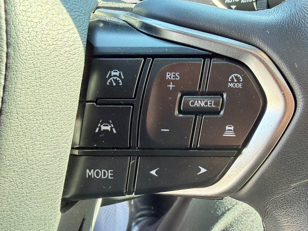 2024 Lexus RX 350 / PREMIUM / COMME NEUF / AWD / GARANTIE LEXUS 30-05-30=110km / in Thetford Mines, Quebec - 45 - w1024h768px