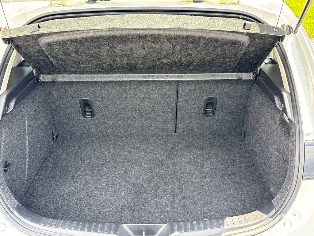 Mazda 3 GX / AUTOM / 45.000KM SEULEMENT / ÉTAT NEUF / 2013 à Thetford Mines, Québec - 50 - w1024h768px