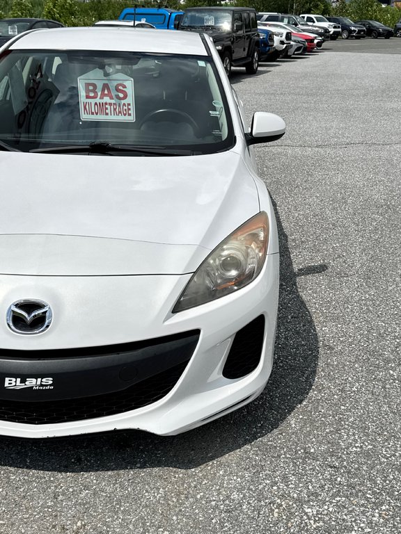 Mazda 3 GX / AUTOM / 45.000KM SEULEMENT / ÉTAT NEUF / 2013 à Thetford Mines, Québec - 9 - w1024h768px