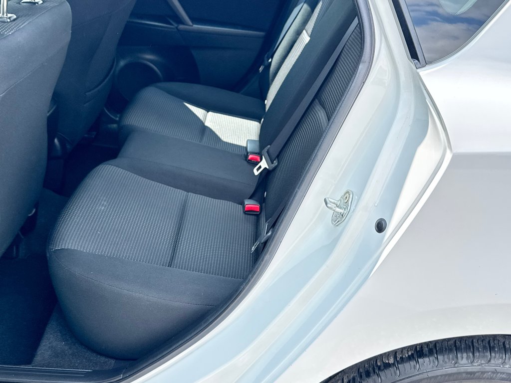 Mazda 3 GX / AUTOM / 45.000KM SEULEMENT / ÉTAT NEUF / 2013 à Thetford Mines, Québec - 48 - w1024h768px