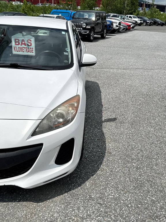 Mazda 3 GX / AUTOM / 45.000KM SEULEMENT / ÉTAT NEUF / 2013 à Thetford Mines, Québec - 10 - w1024h768px
