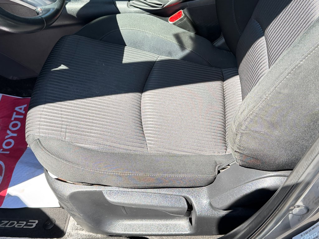 Mazda 3 GS / AUTOM / PARFAIT POUR ÉTUDIANTS / 2015 à Thetford Mines, Québec - 24 - w1024h768px