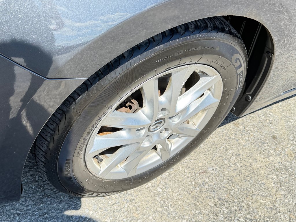 Mazda 3 GS / AUTOM / PARFAIT POUR ÉTUDIANTS / 2015 à Thetford Mines, Québec - 14 - w1024h768px