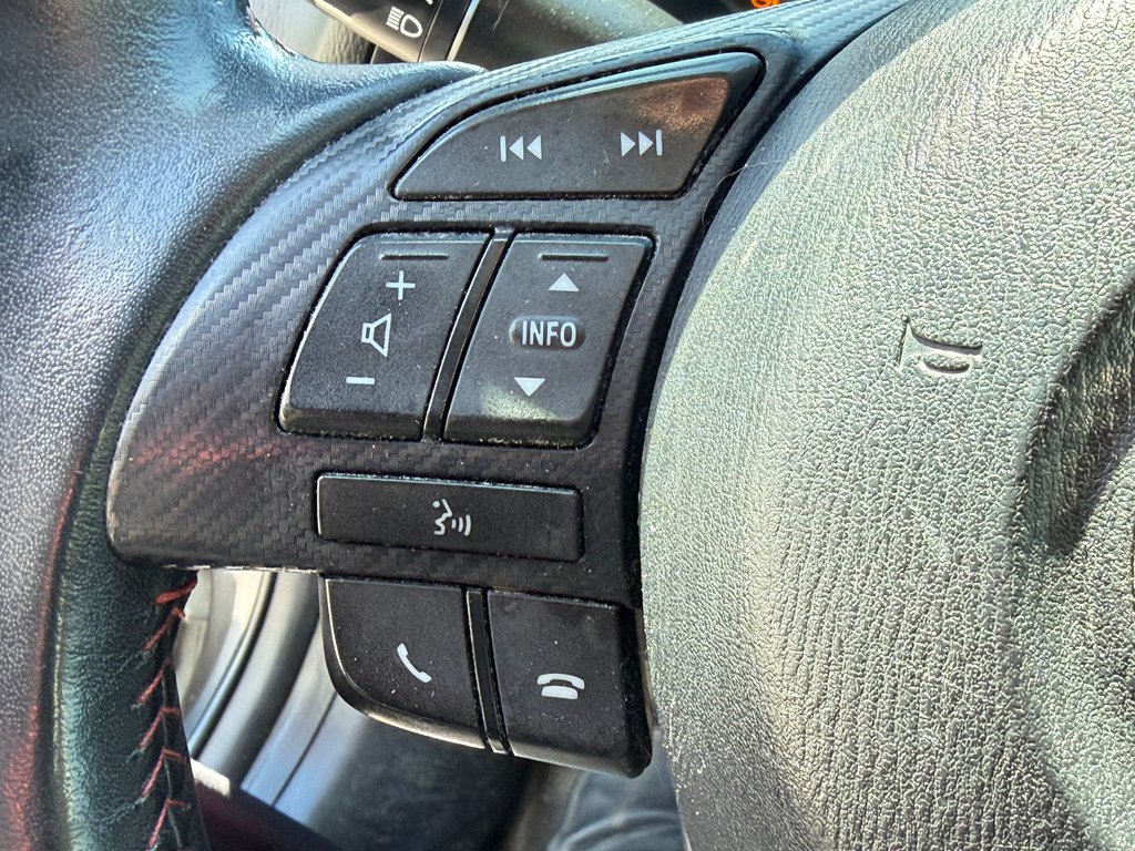 Mazda 3 GS / AUTOM / PARFAIT POUR ÉTUDIANTS / 2015 à Thetford Mines, Québec - 27 - w1024h768px